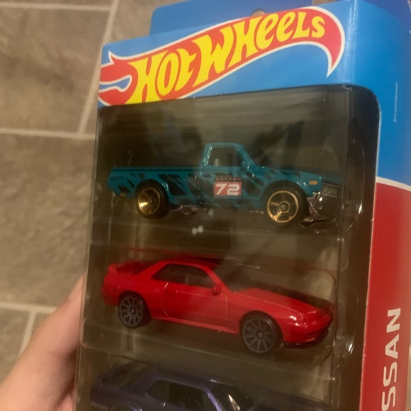 2023 Hot Wheels NISSAN 5 Pack Skyline GTR Datsun Fairlady Z Silvia Skyline HT - Picture 2 of 4